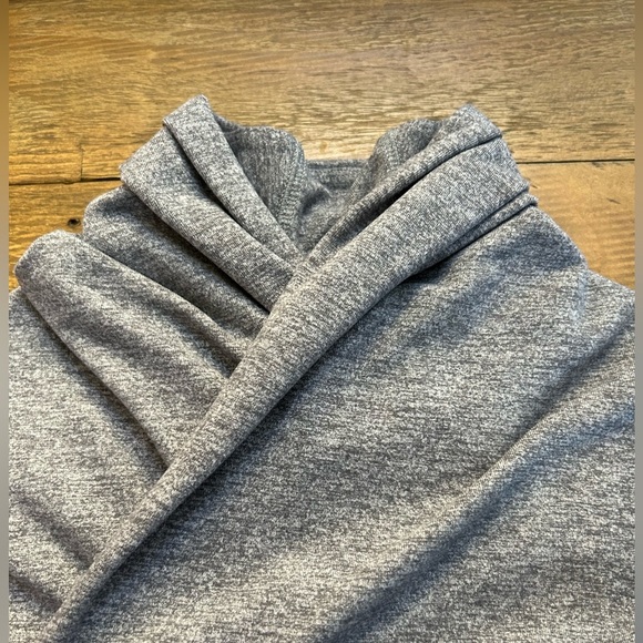 LULULEMON Gray Heathered Bhakti Yoga Flattering Jacket Double Zipper Thumb Hole - Picture 7 of 16
